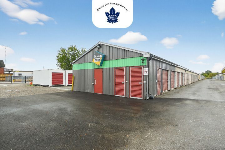 drive-up self storage units at StorageMart in Oshawa